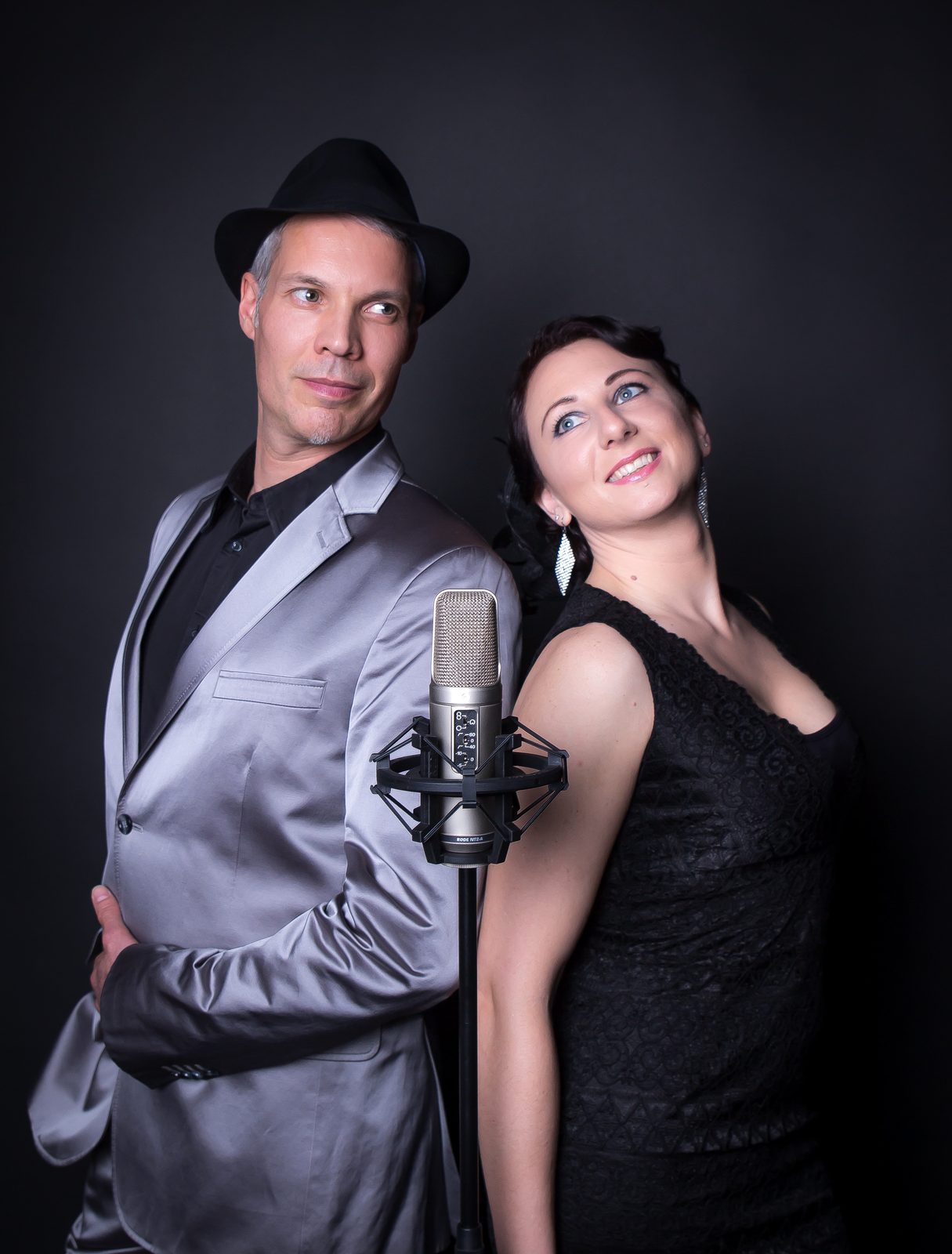 Angie Marian & Robert Mares – Studio